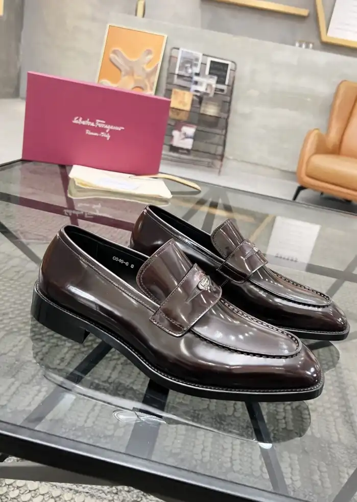 hype Ferragamo Leather Shoes