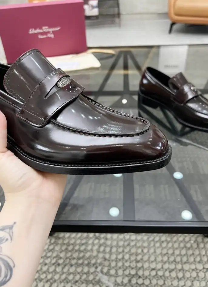 hype Ferragamo Leather Shoes