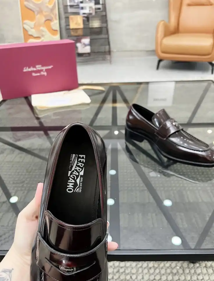 hype Ferragamo Leather Shoes