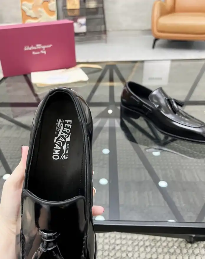 hype Ferragamo Leather Shoes