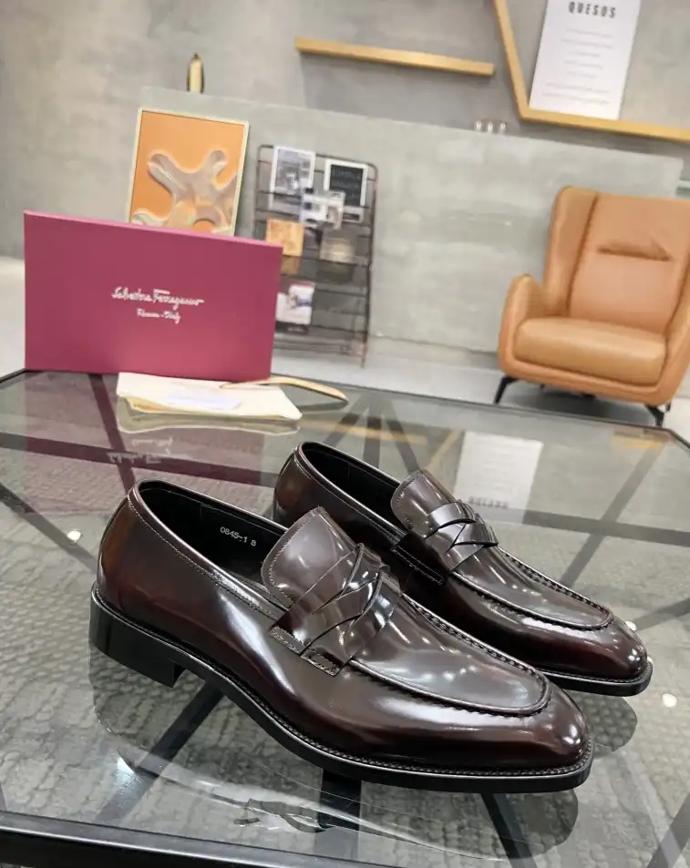 hype Ferragamo Leather Shoes