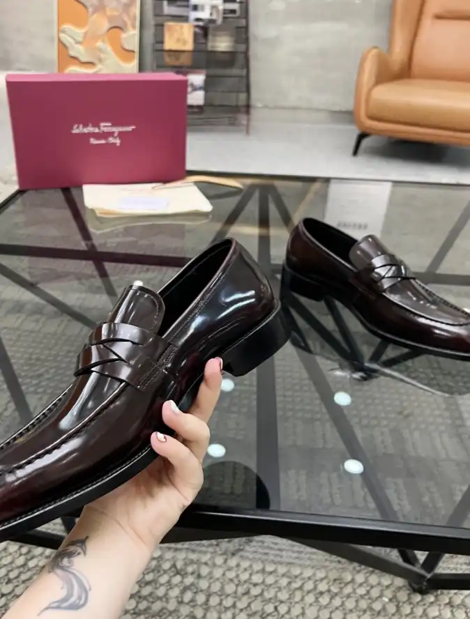 hype Ferragamo Leather Shoes