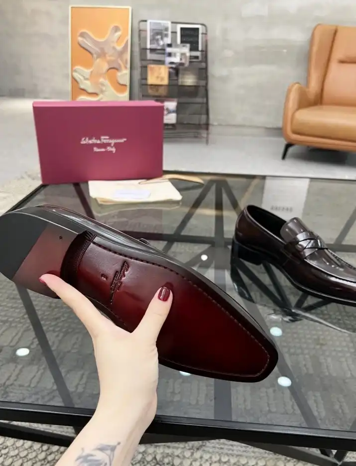 hype Ferragamo Leather Shoes