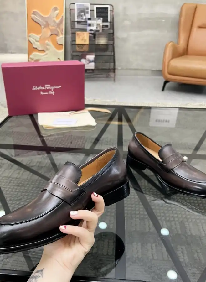 hype Ferragamo Leather Shoes