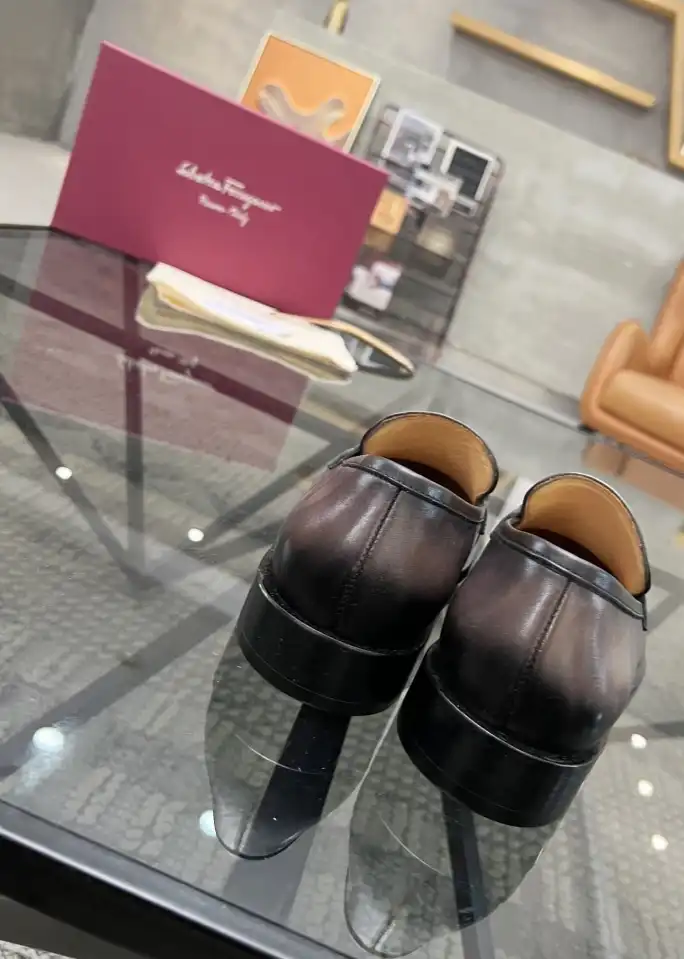 hype Ferragamo Leather Shoes