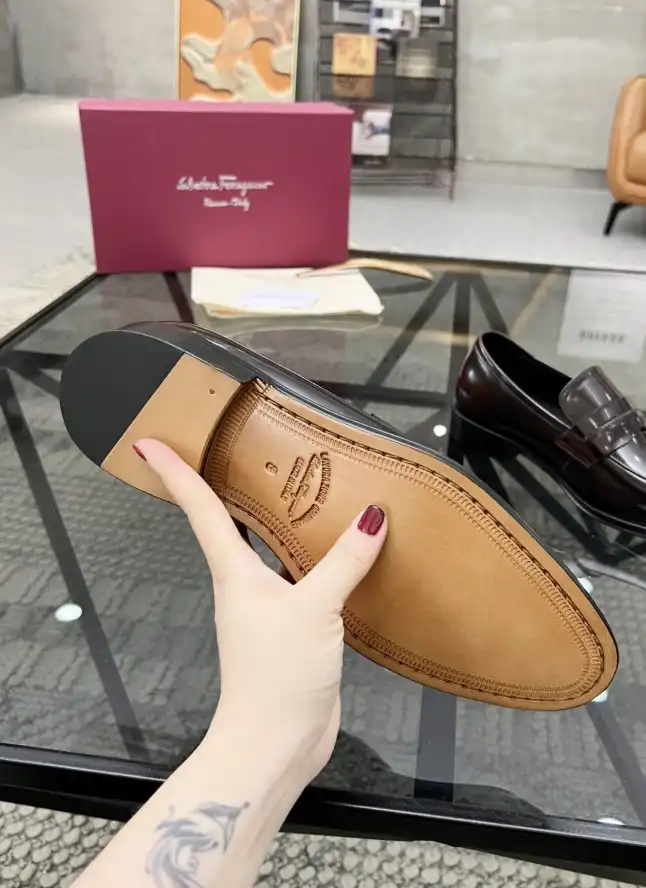 hype Ferragamo Leather Shoes