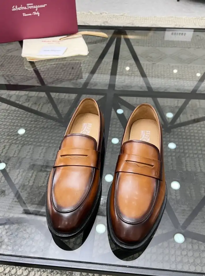 hype Ferragamo Leather Shoes