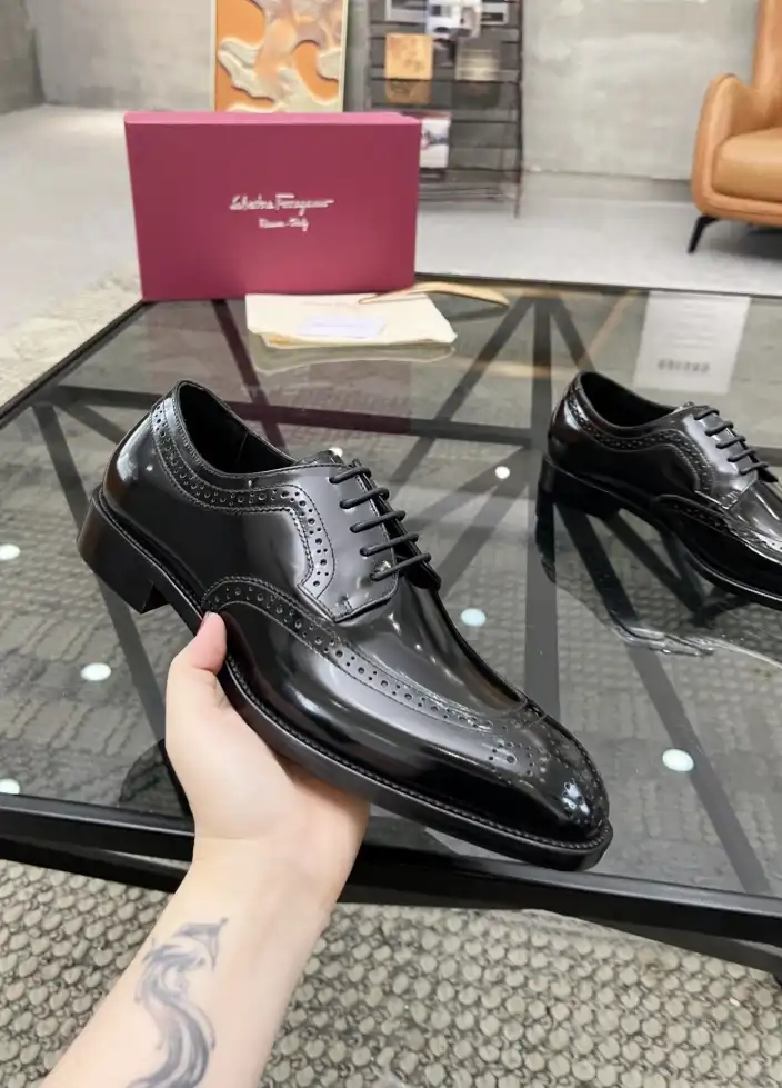 hype Ferragamo Leather Shoes