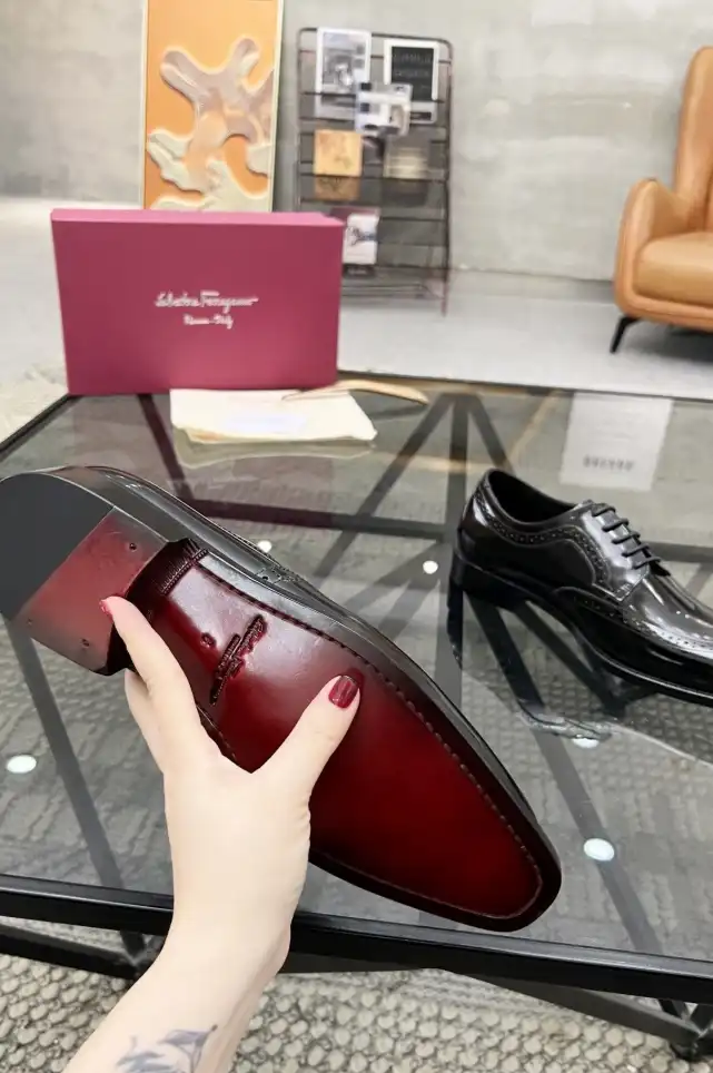 hype Ferragamo Leather Shoes