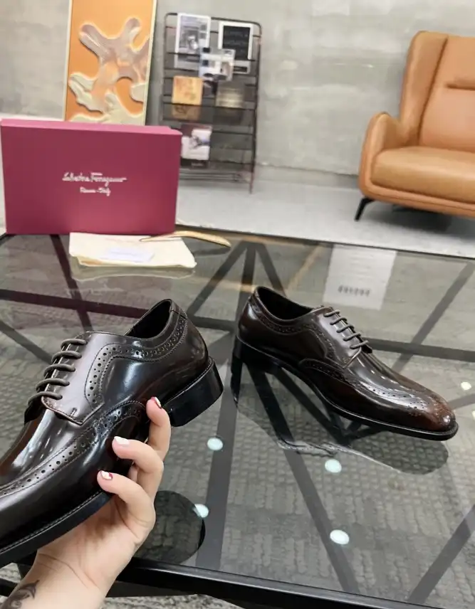 hype Ferragamo Leather Shoes