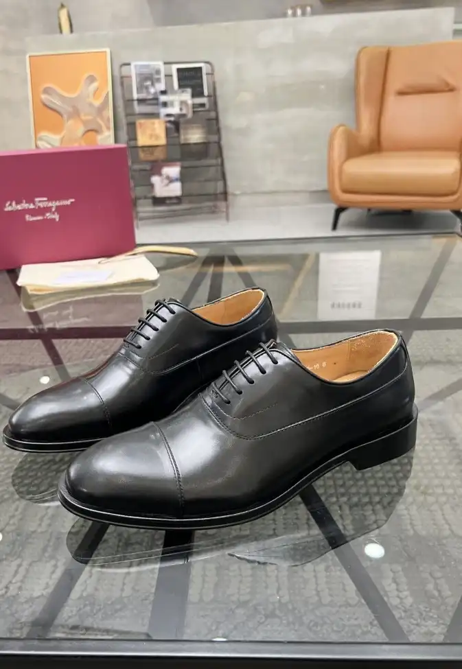 hype Ferragamo Leather Shoes