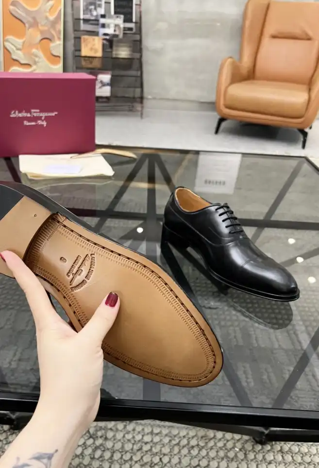 hype Ferragamo Leather Shoes