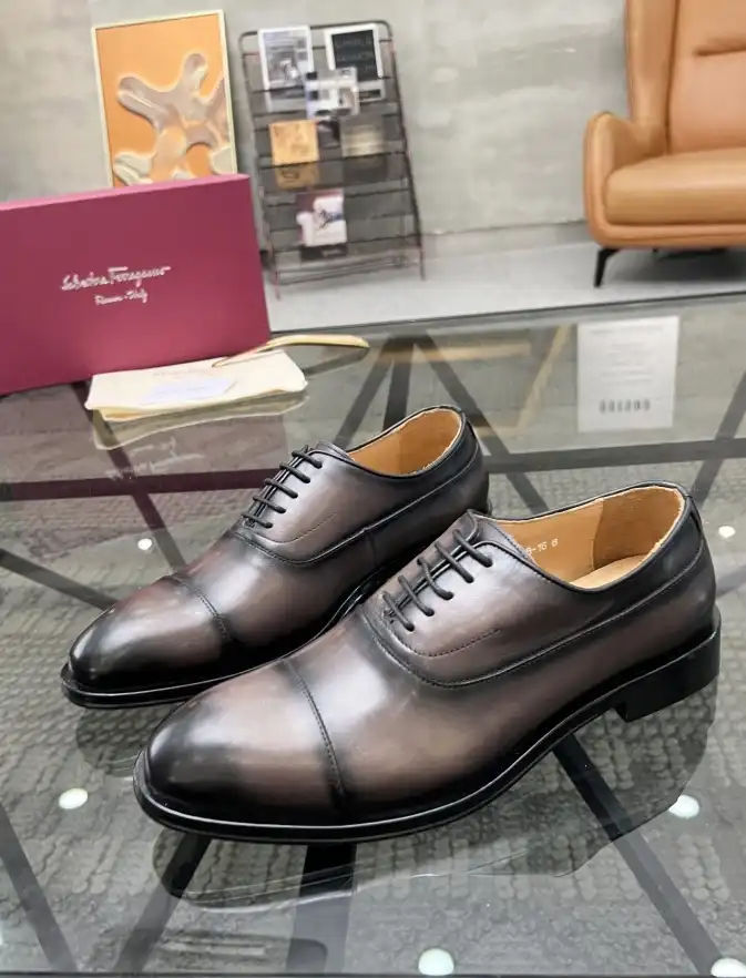 hype Ferragamo Leather Shoes