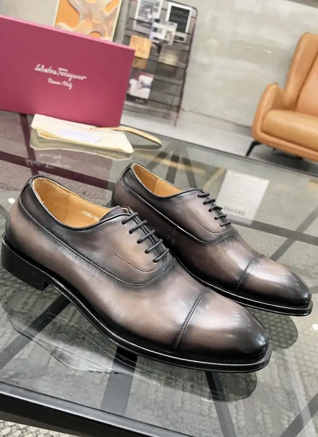 hype Ferragamo Leather Shoes