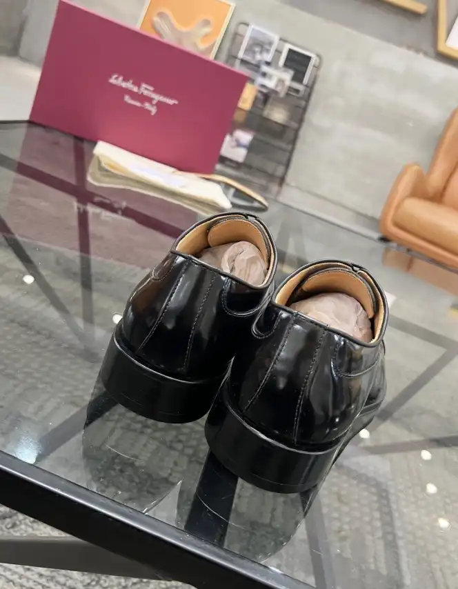 hype Ferragamo Leather Shoes