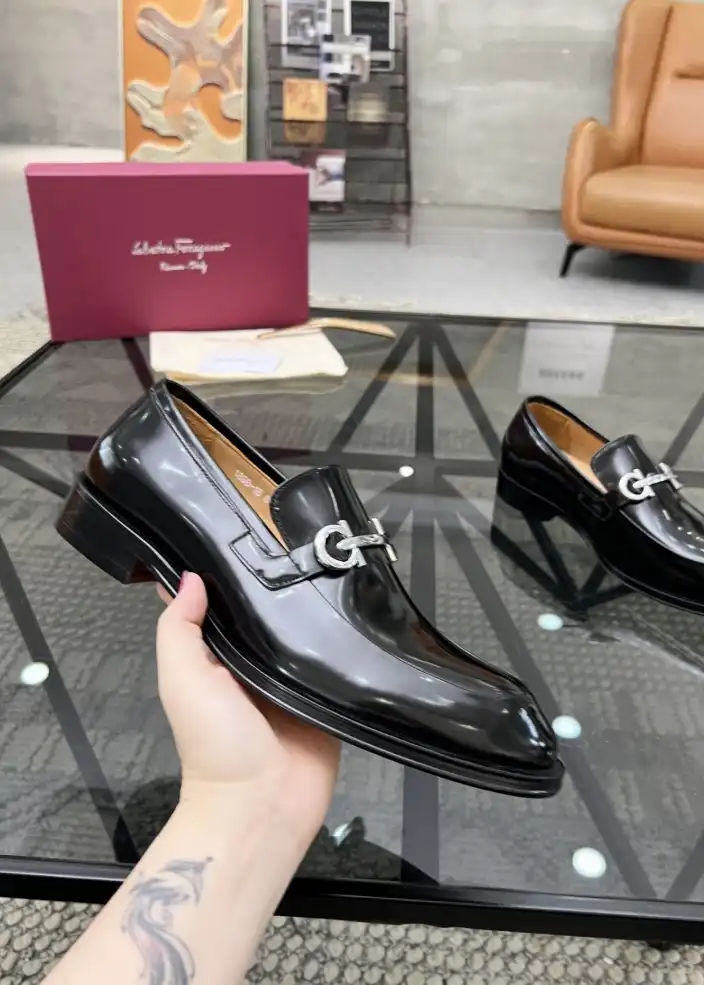 hype Ferragamo Leather Shoes