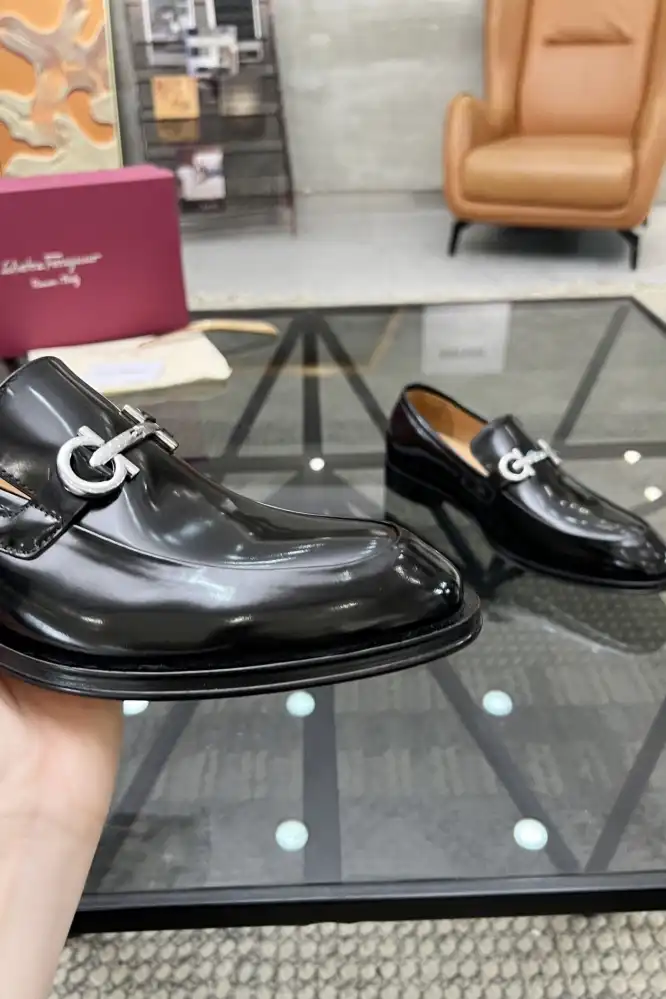 hype Ferragamo Leather Shoes