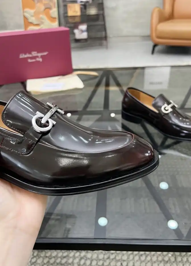 hype Ferragamo Leather Shoes