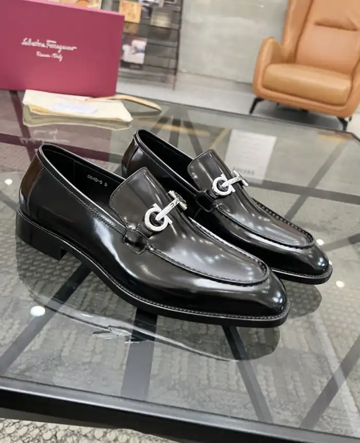 hype Ferragamo Leather Shoes