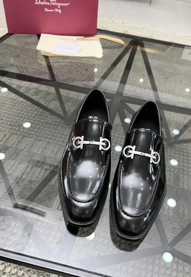 hype Ferragamo Leather Shoes