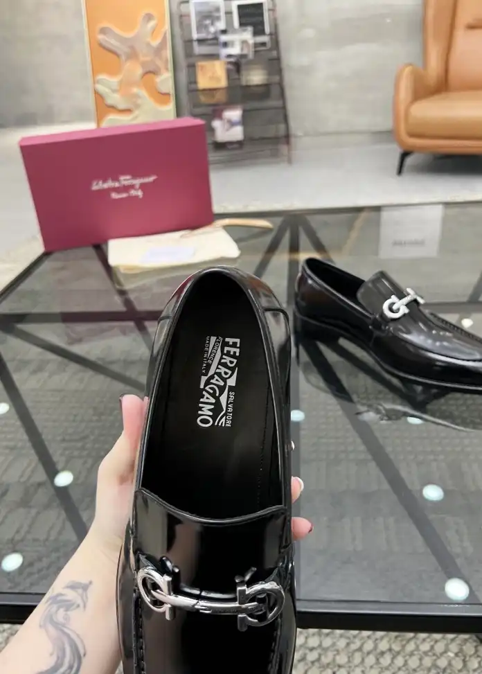 hype Ferragamo Leather Shoes