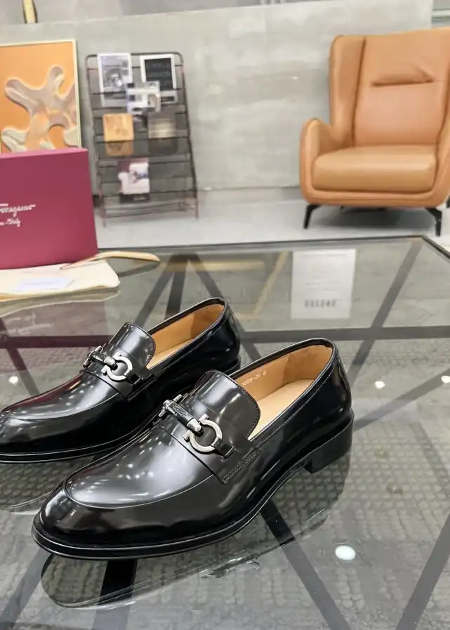 hype Ferragamo Leather Shoes