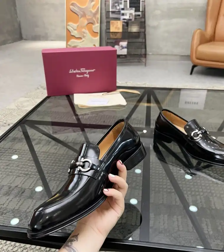 hype Ferragamo Leather Shoes