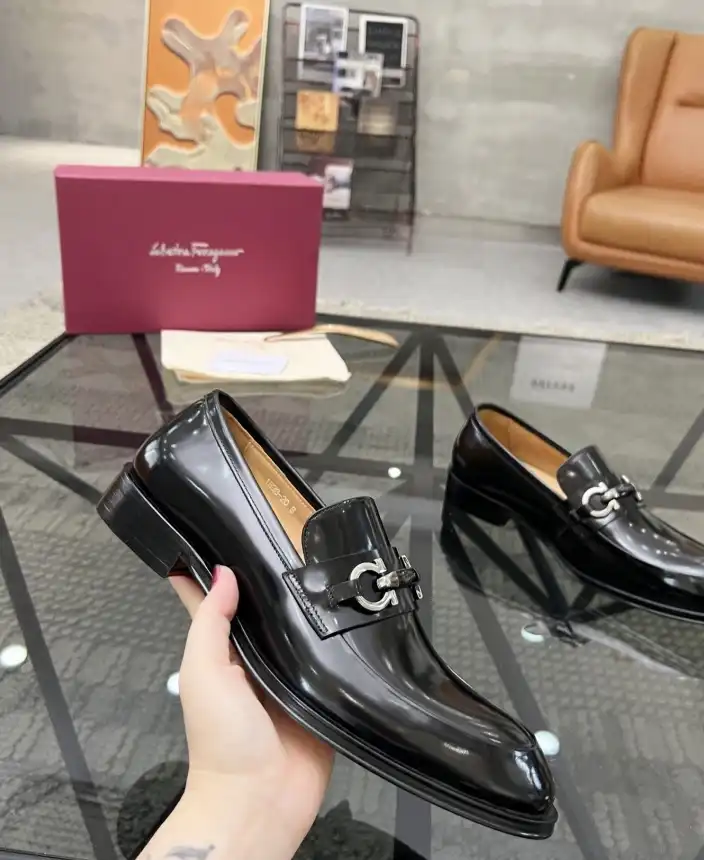 hype Ferragamo Leather Shoes