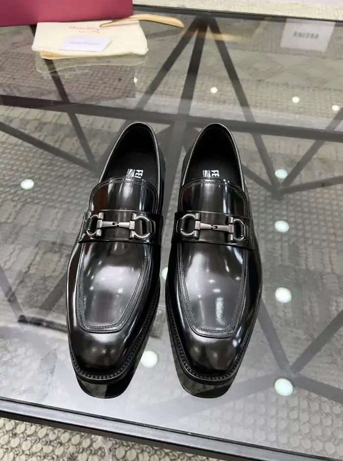 hype Ferragamo Leather Shoes