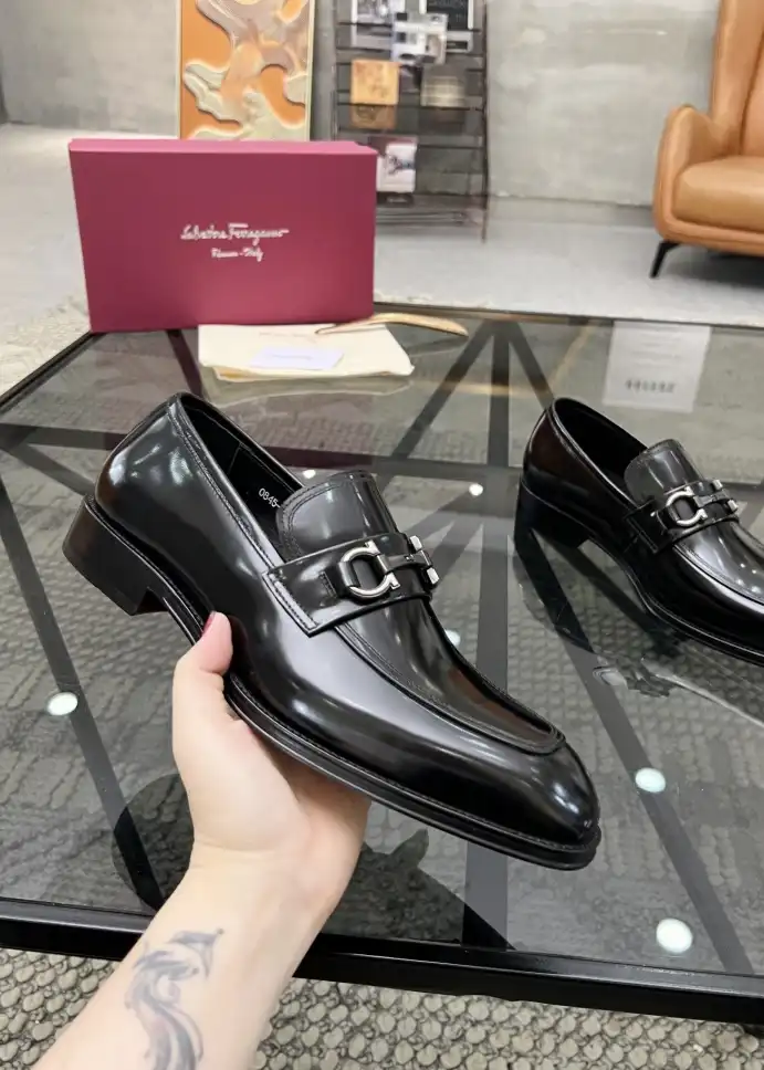 hype Ferragamo Leather Shoes