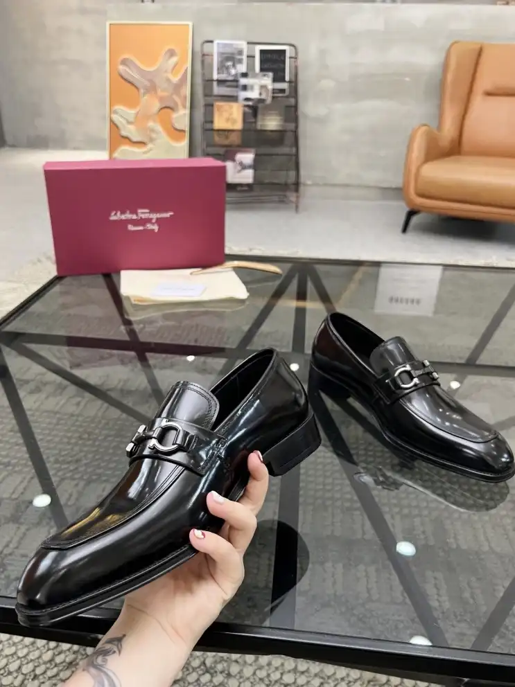 hype Ferragamo Leather Shoes