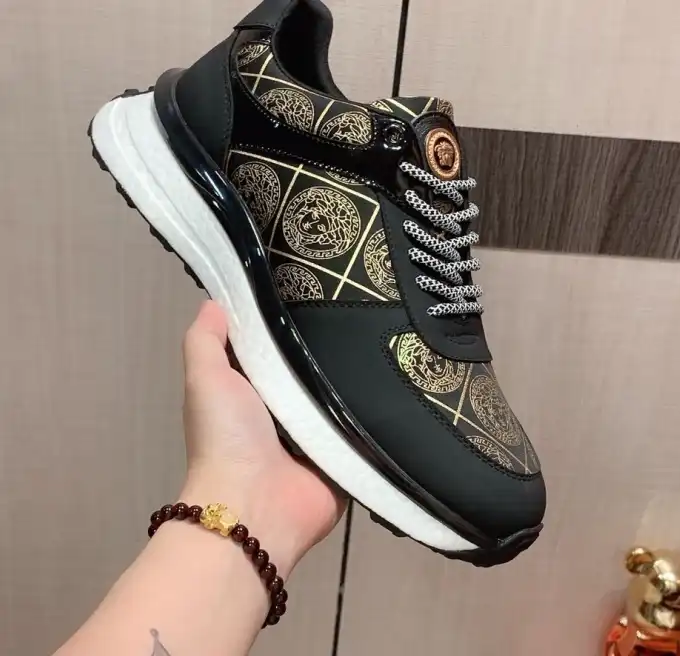 hype Givenchy Sneakers