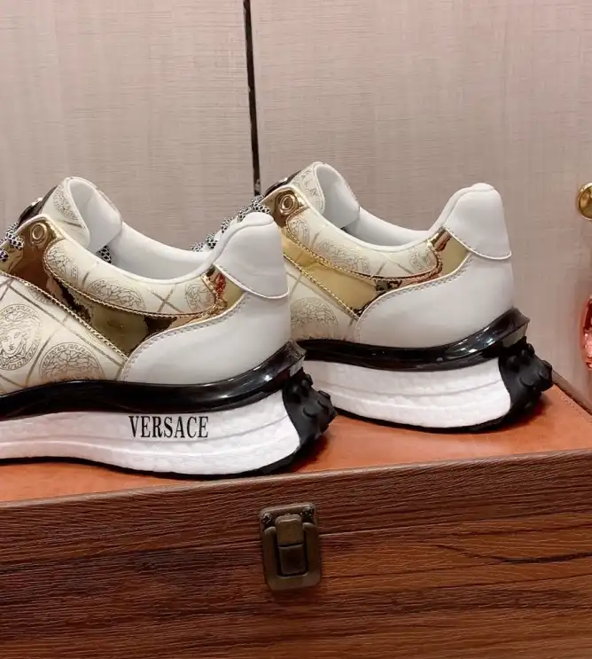 hype Givenchy Sneakers