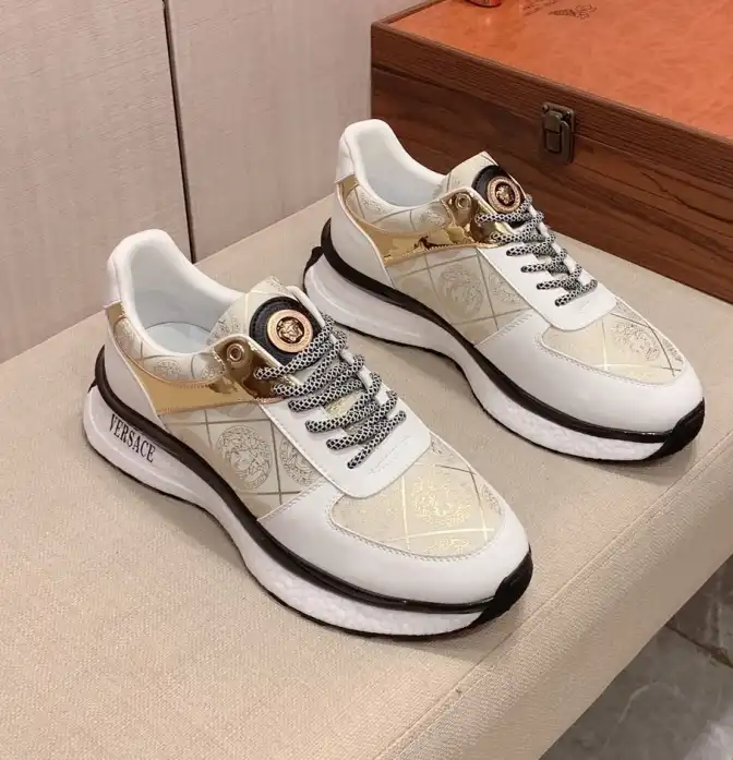 hype Givenchy Sneakers