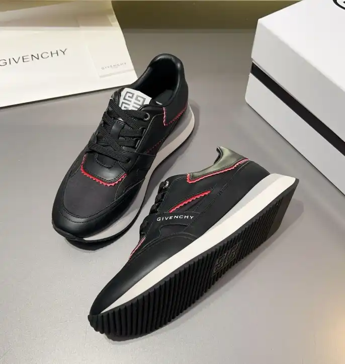 hype Givenchy Sneakers