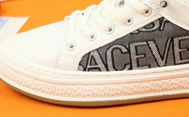 hype Givenchy Sneakers