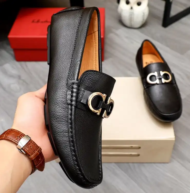 hype Ferragamo Leather Shoes