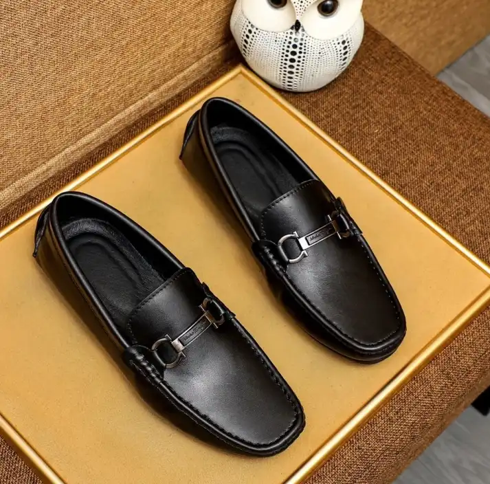 hype Ferragamo Leather Shoes