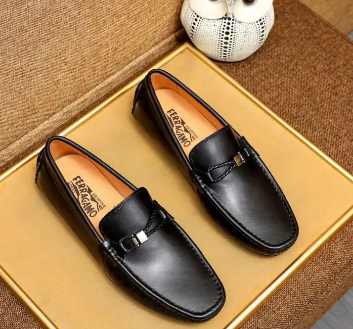 hype Ferragamo Leather Shoes