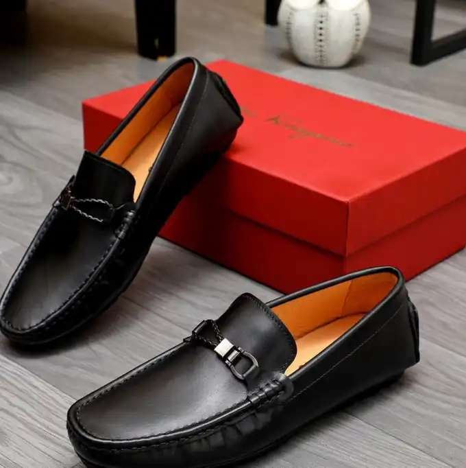 hype Ferragamo Leather Shoes