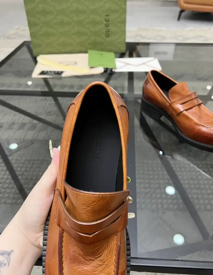 hype Gucci Leather Shoes