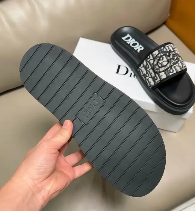 hype Christian Dior Slippers