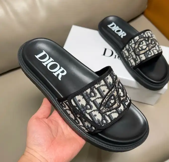 hype Christian Dior Slippers