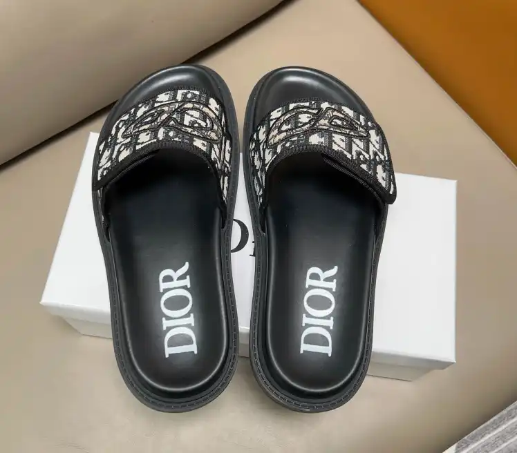 hype Christian Dior Slippers