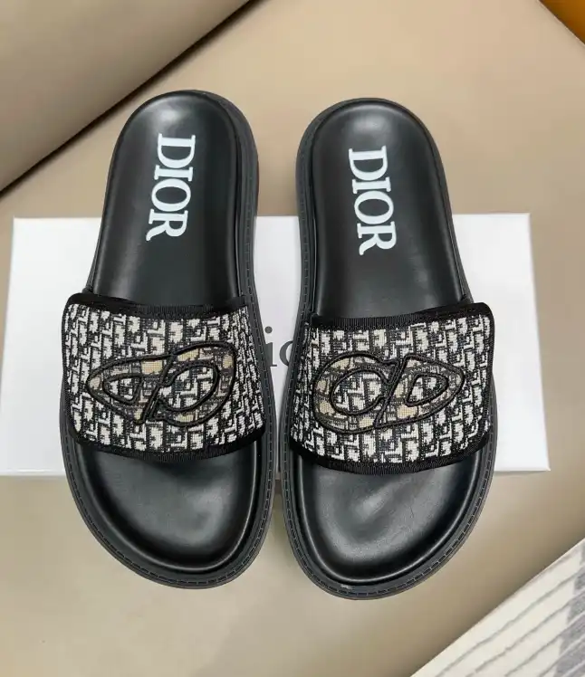 hype Christian Dior Slippers