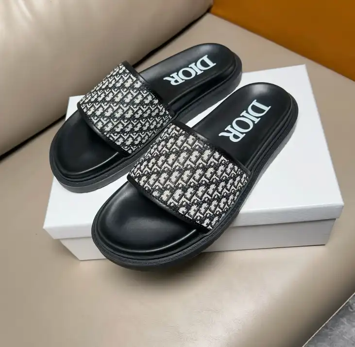 hype Christian Dior Slippers