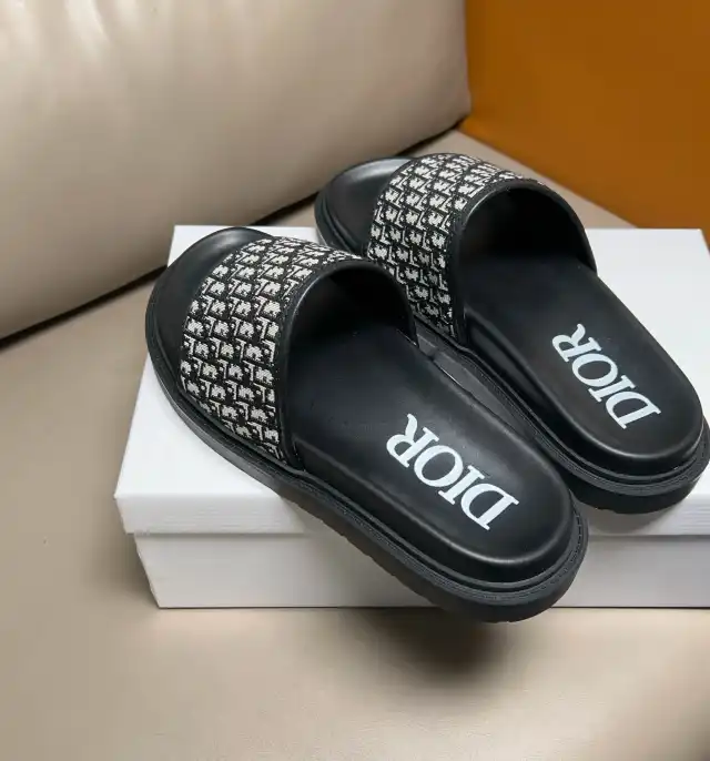 hype Christian Dior Slippers