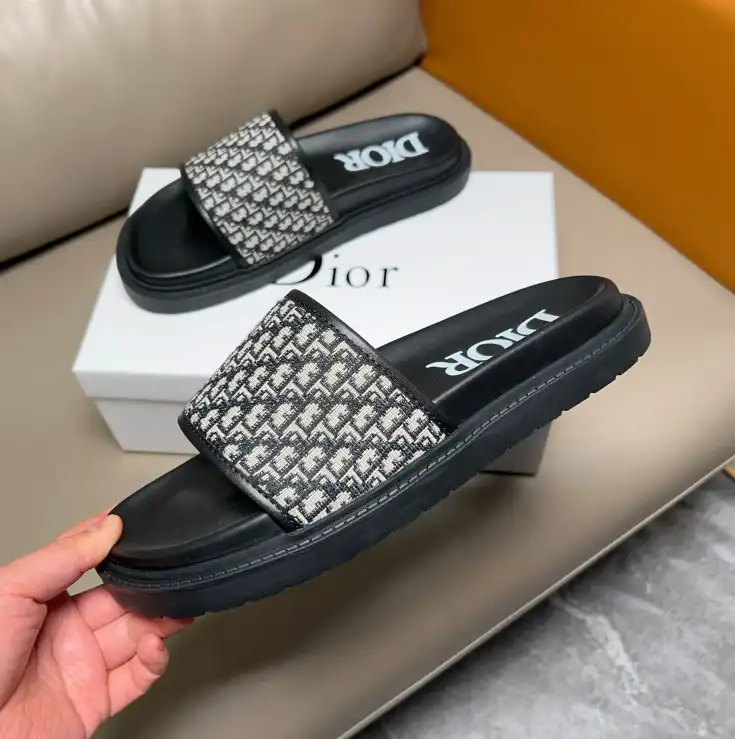 hype Christian Dior Slippers