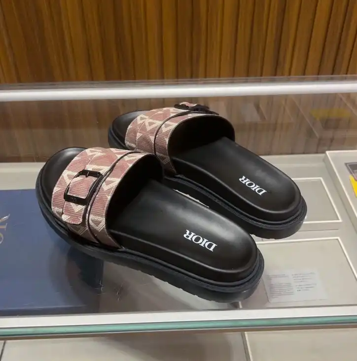 hype Christian Dior Slippers