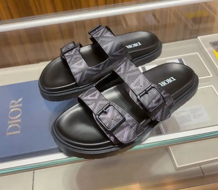 hype Christian Dior Slippers